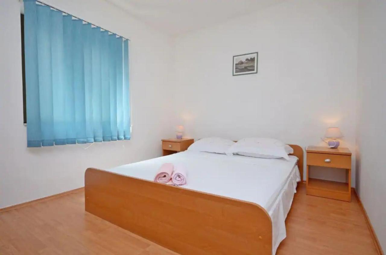 Apartments And Rooms Barbara Lastovo Exterior foto