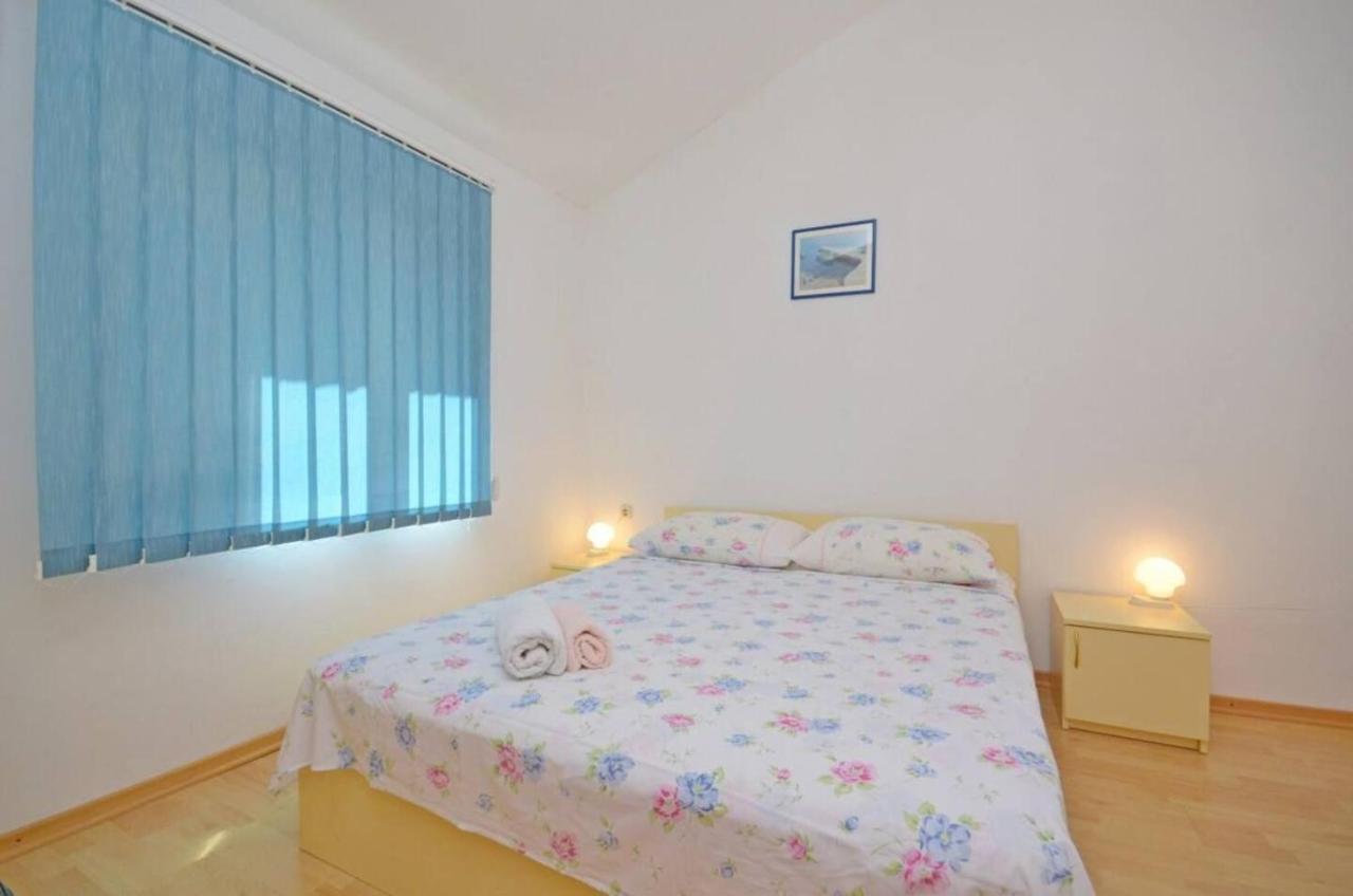 Apartments And Rooms Barbara Lastovo Exterior foto